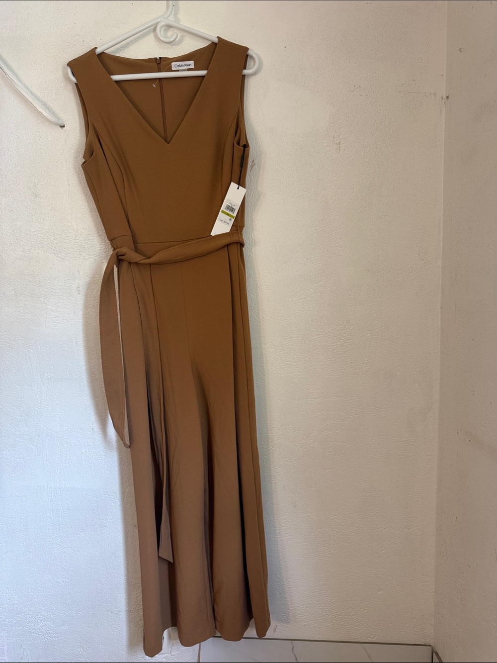 Calvin Klein Sleeveless V-Neck Maxi JUMPSUIT in Camel Brown - Picture 7 of 16